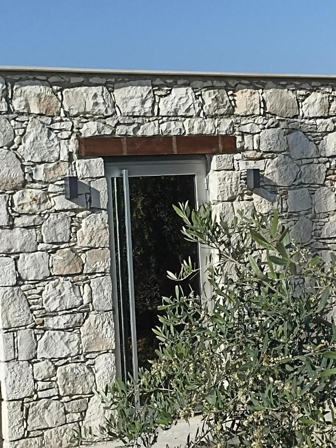 Ammos Luxury Suits And Residences Peja Zewnętrze zdjęcie
