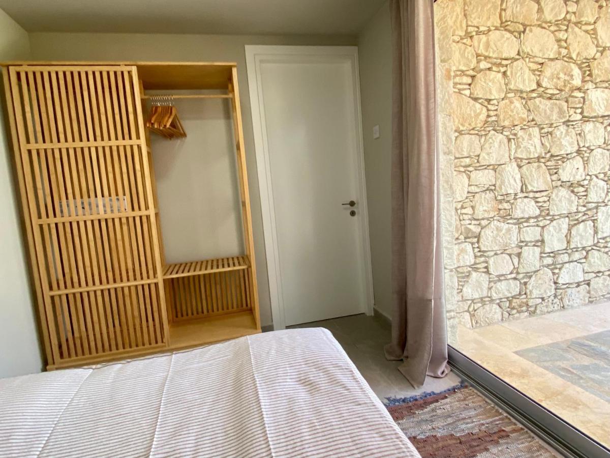 Ammos Luxury Suits And Residences Peja Zewnętrze zdjęcie