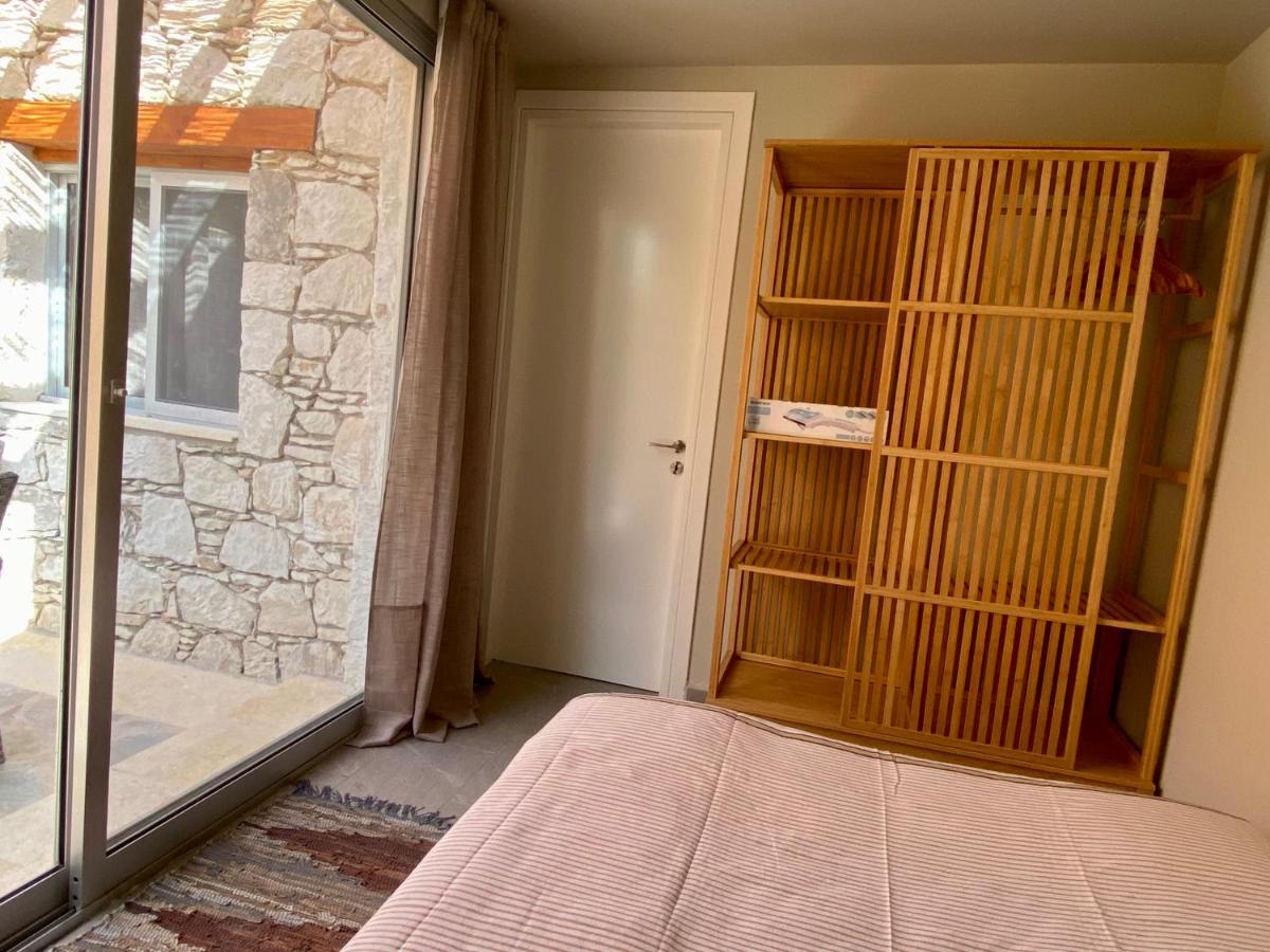 Ammos Luxury Suits And Residences Peja Zewnętrze zdjęcie